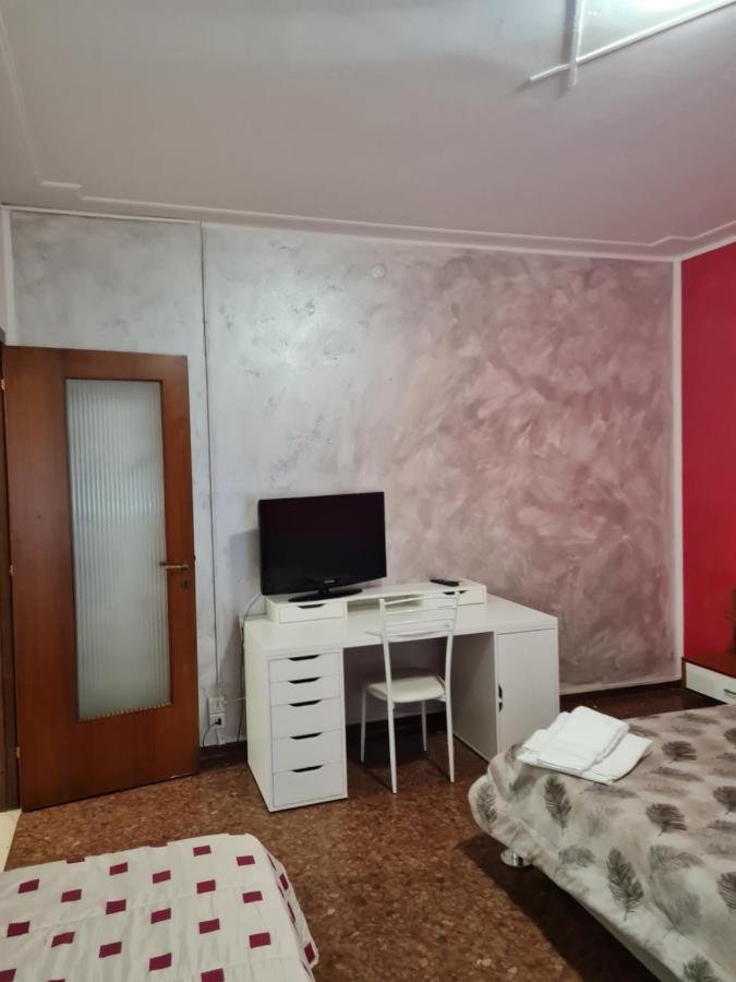 Landlady Airport Orio Bergamo Ida Hotel Orio al Serio Exterior photo